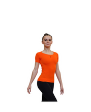 Load image into Gallery viewer, Seamless T-Shirt by Venturelli
