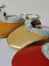 Load image into Gallery viewer, Dvillena Key Chain Toe Shoes
