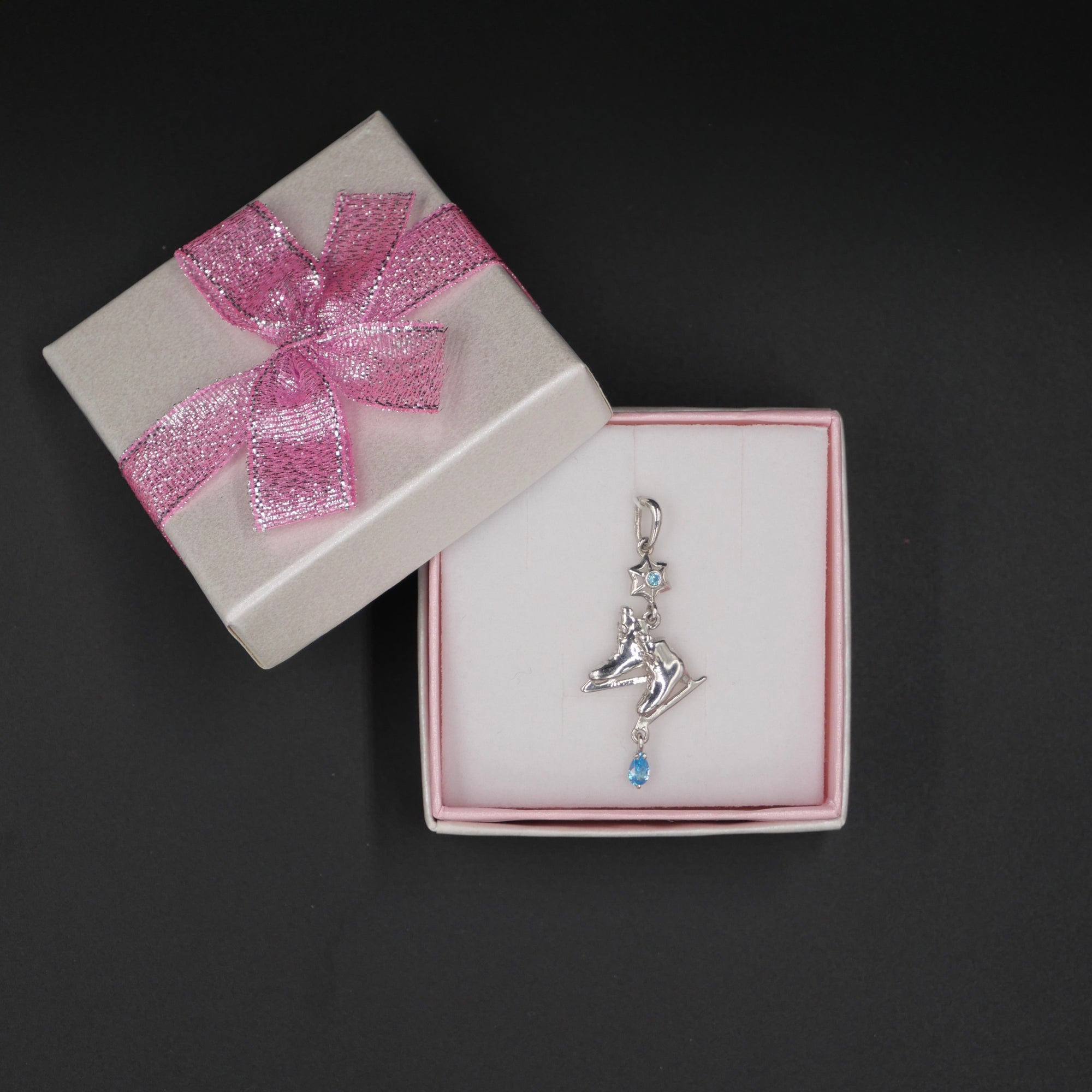 Silver pendant with Gemstones "Skates"